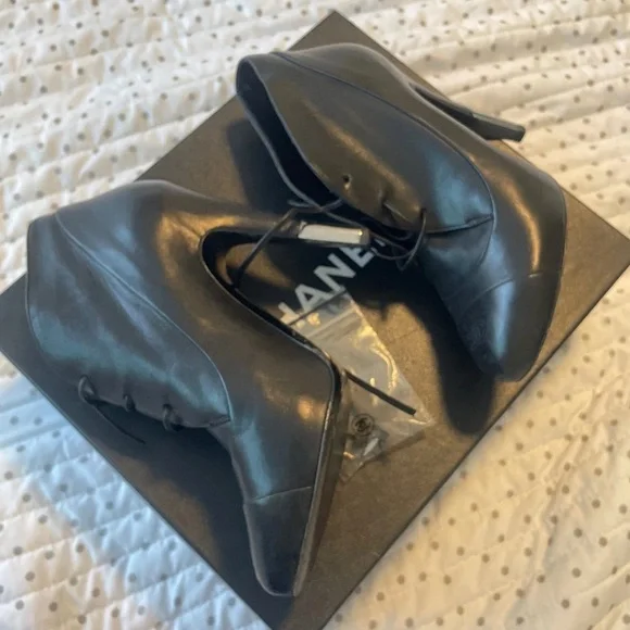CHANEL Black Ankle Boots - Picture 8 of 11